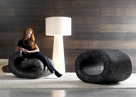 Oval chair